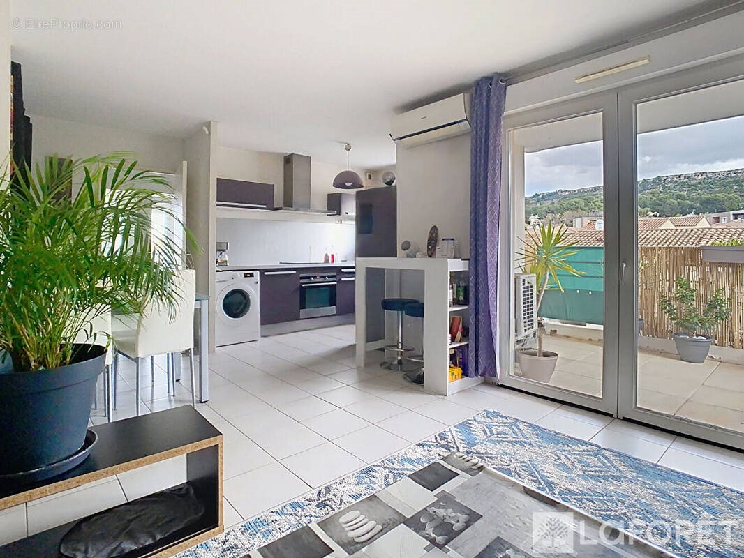 Appartement à vendre, 70m², Vitrolles
