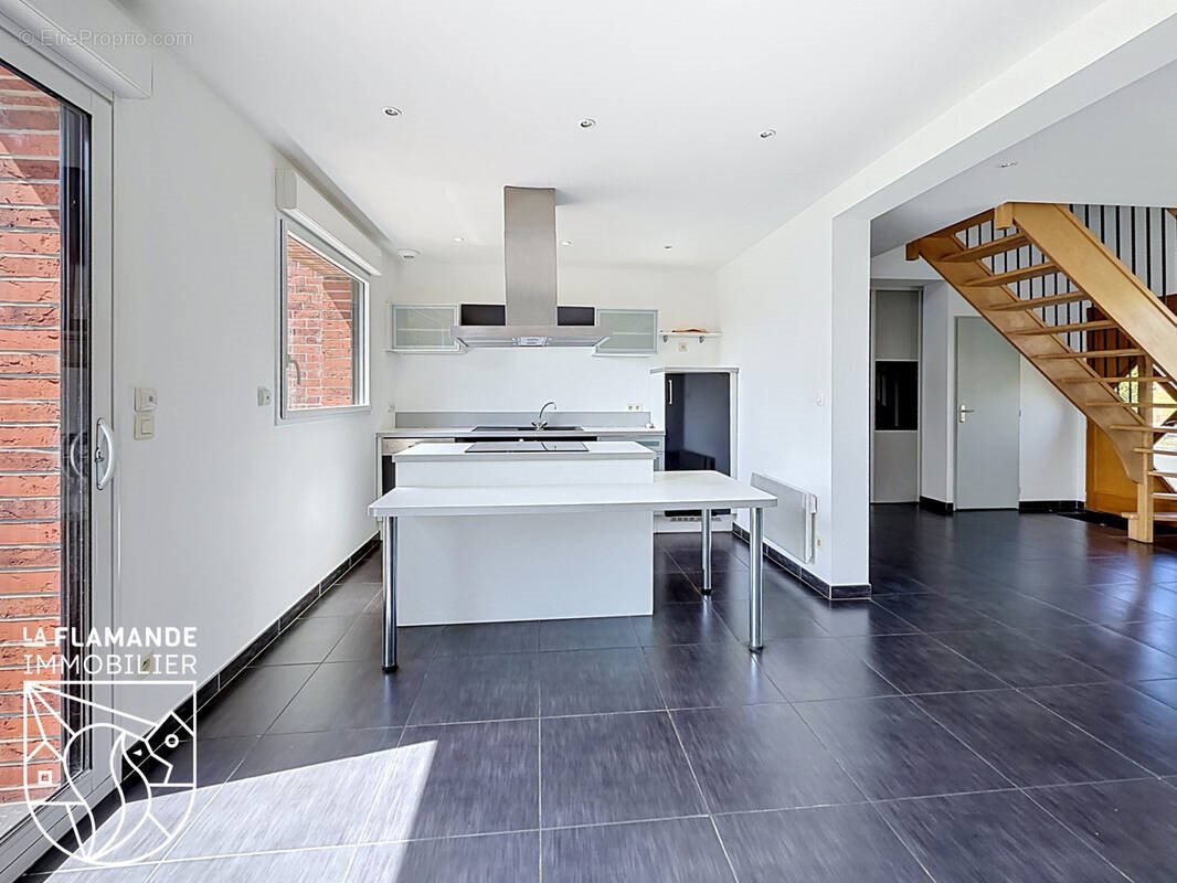 Maison à vendre, 105m², Sercus