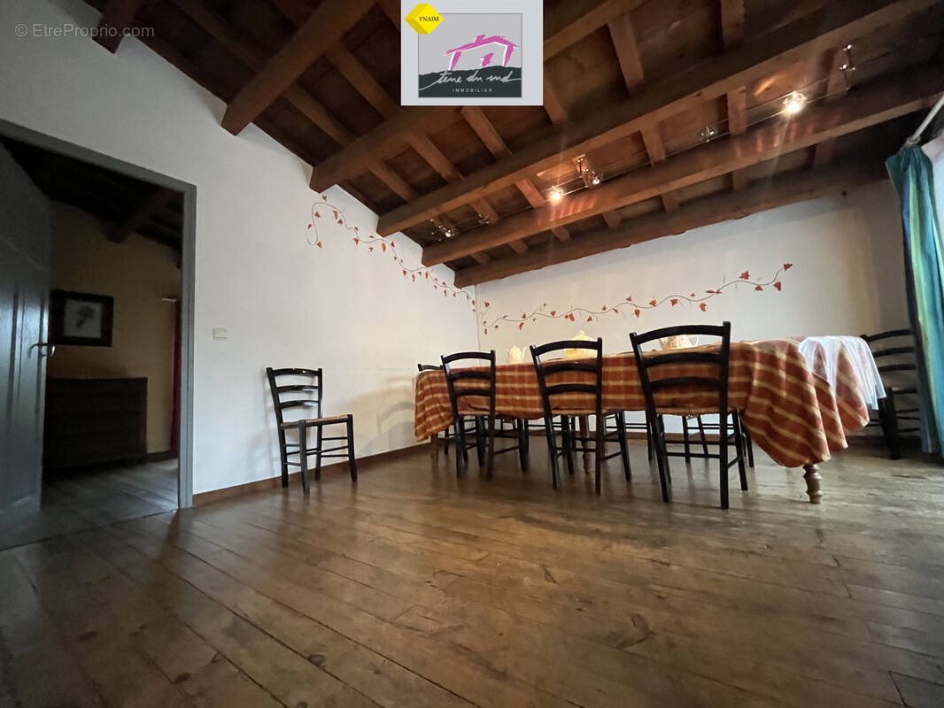 Maison à vendre, 164m², Cascastel-des-Corbières