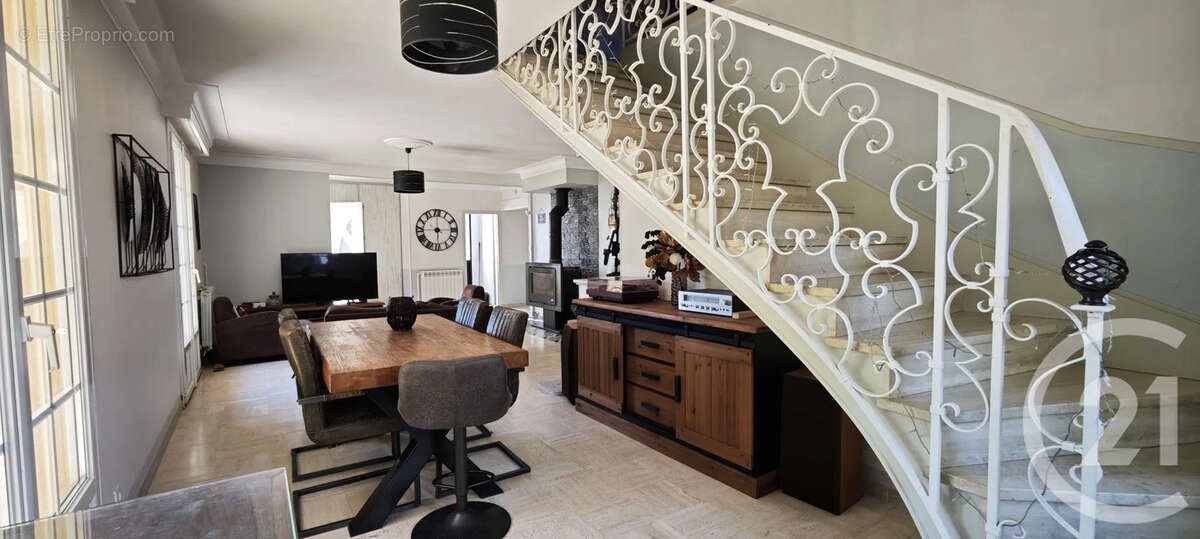 Maison à vendre, 138m², La Chapelle-du-Noyer