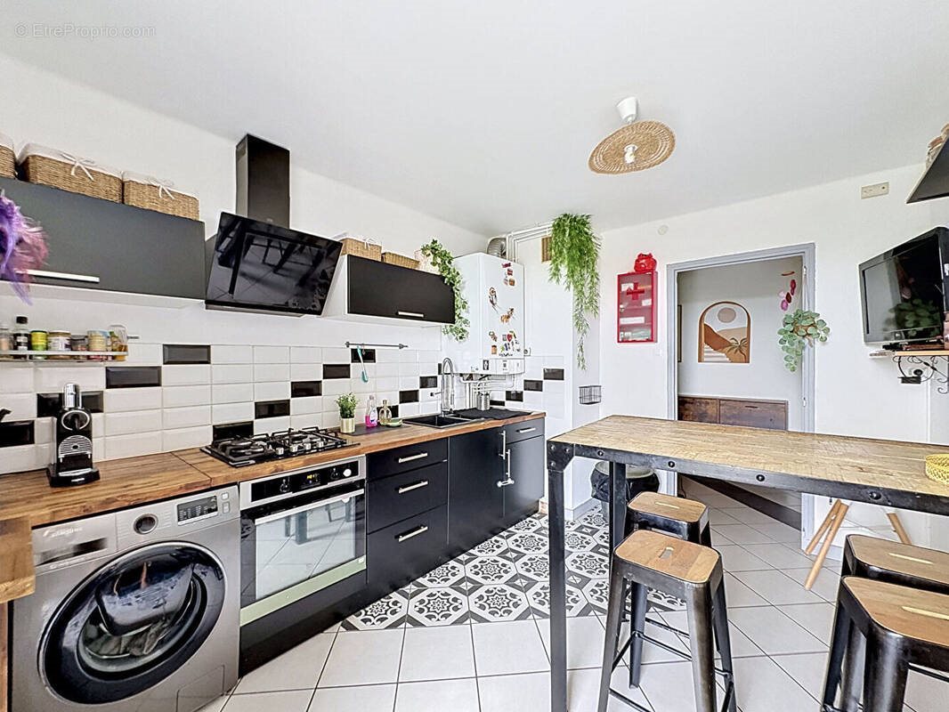 Appartement à vendre, 66m², Montauban