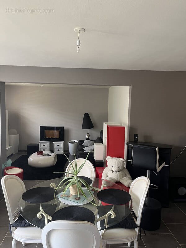 Appartement à vendre, 94m², Laval