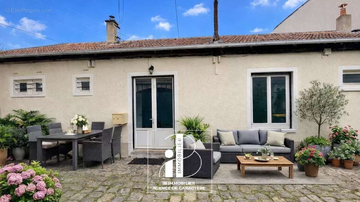 Maison à vendre, 55m², Fontainebleau