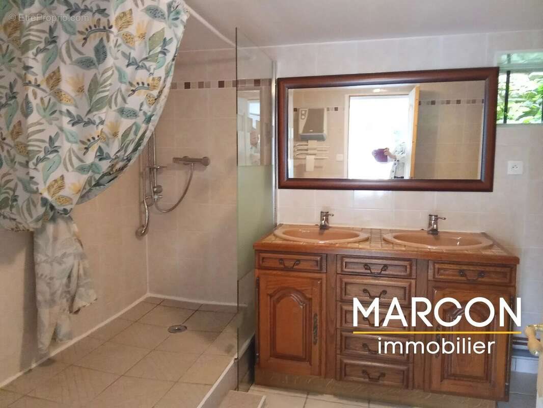 Maison à vendre, 80m², Ahun