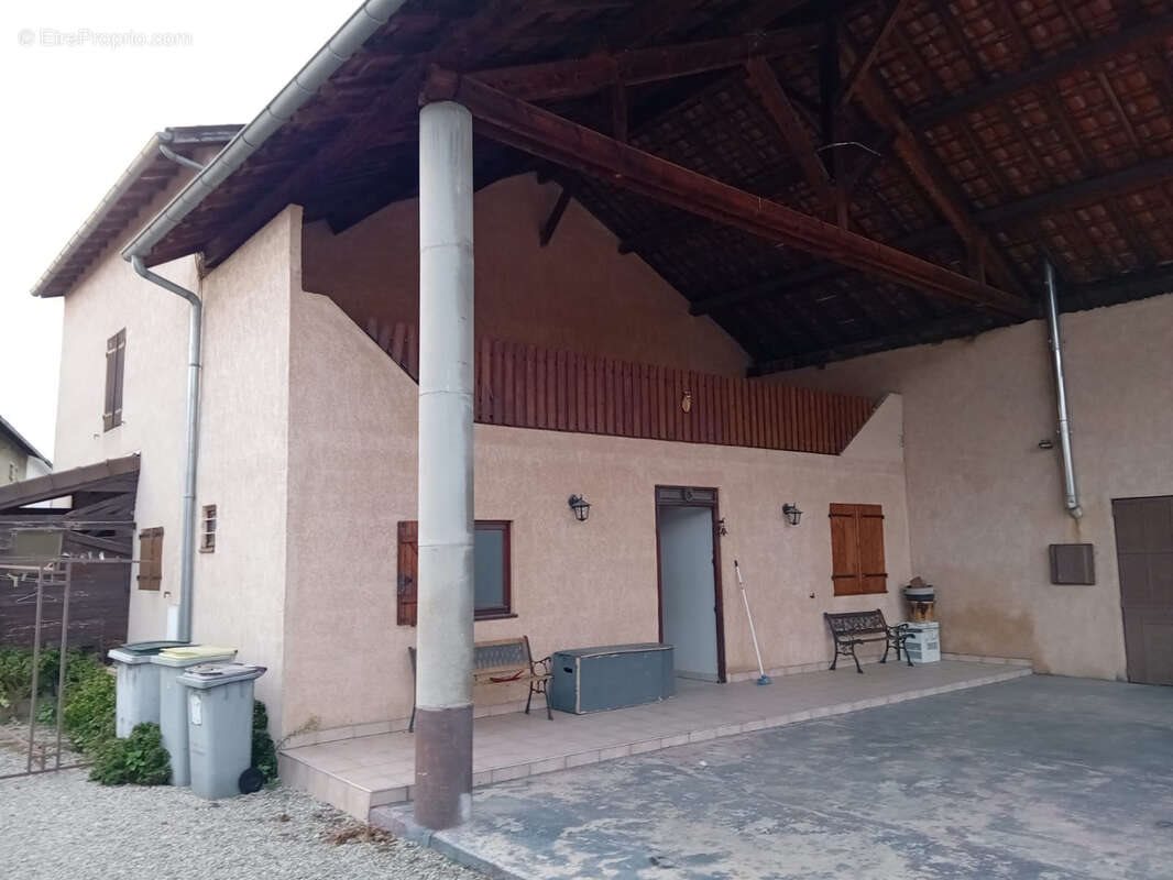 Maison à vendre, 108m², Colombier-Saugnieu