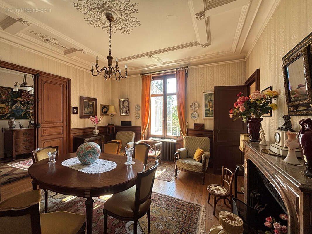Maison à vendre, 216m², Poitiers