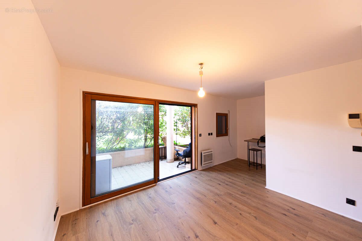 Appartement à vendre, 24m², Mandelieu-la-Napoule