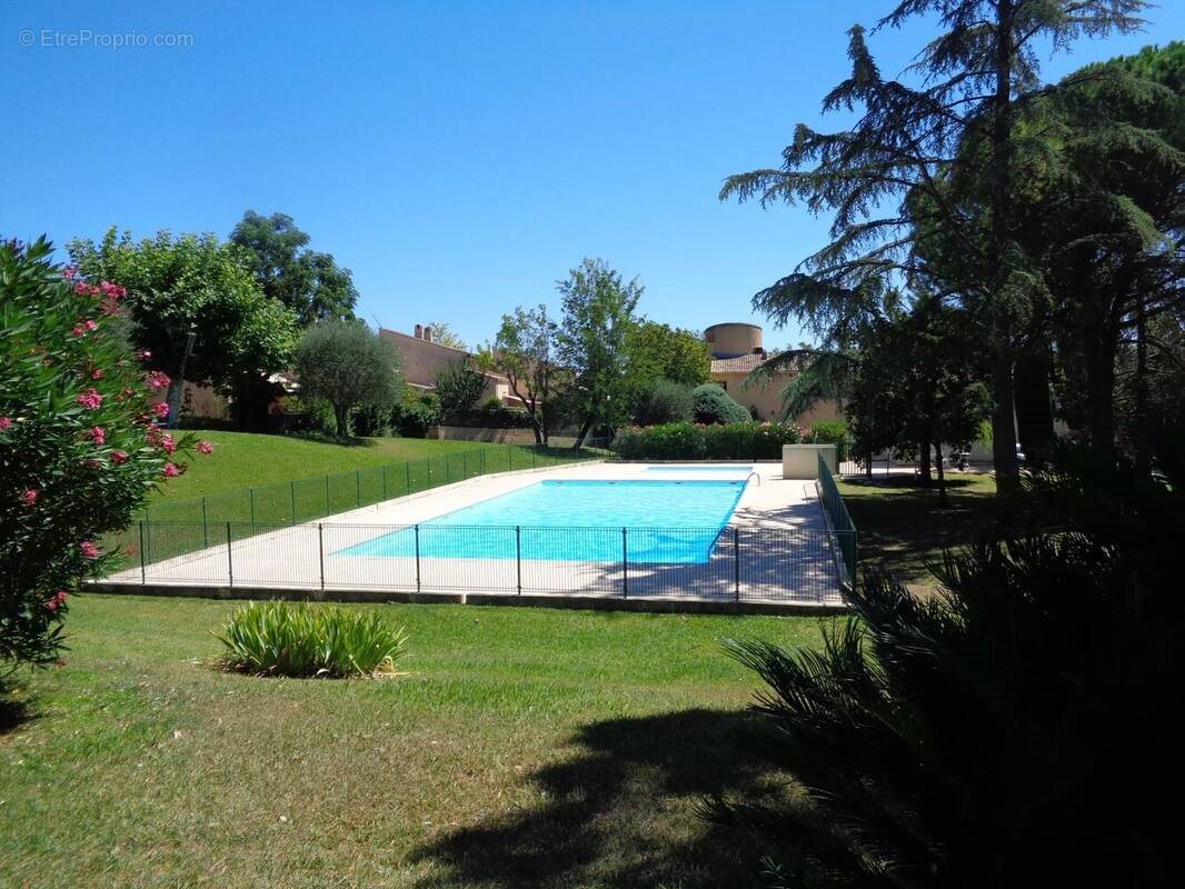 Appartement à vendre, 33m², Peymeinade
