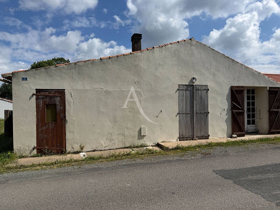 Maison à vendre, 101m², Saint-Avaugourd-des-Landes