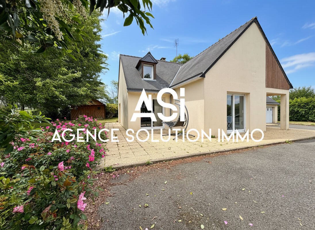 Maison à vendre, 193m², Ernée