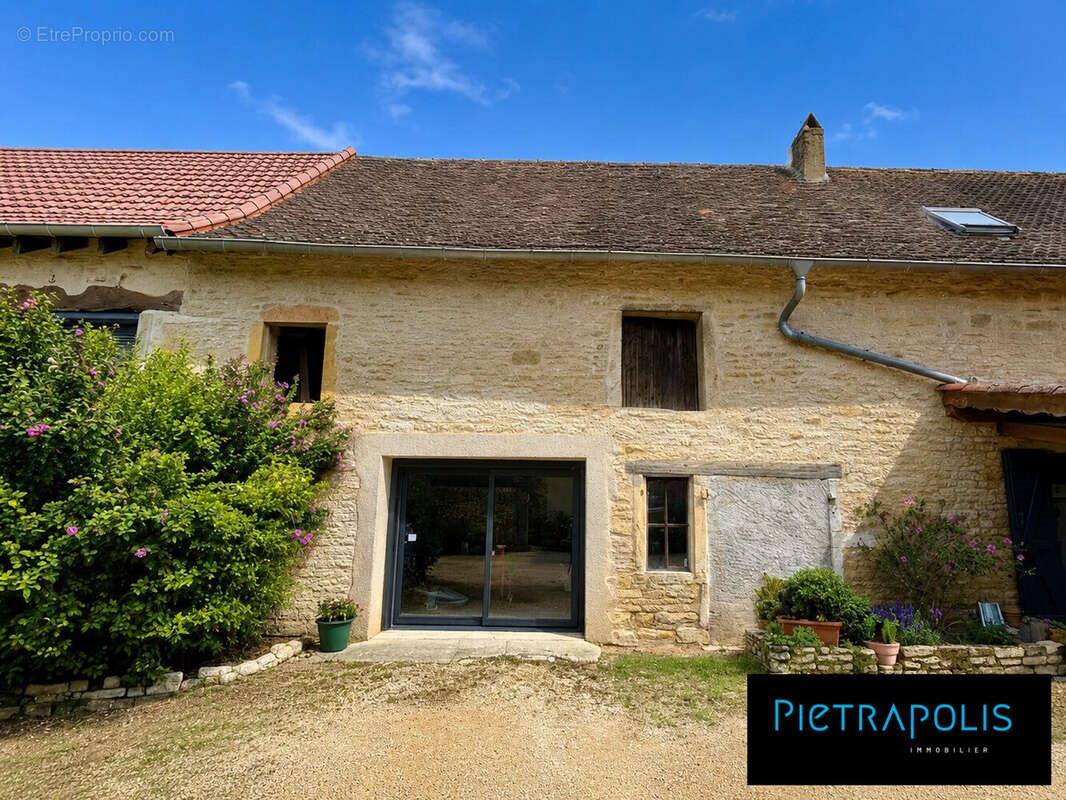 Maison à vendre, 200m², Mâcon