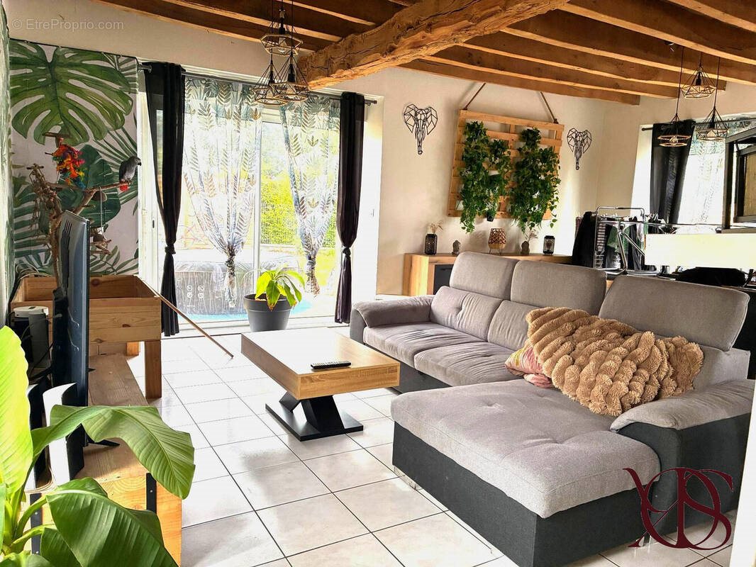 Maison à vendre, 96m², Saint-Aubin-d'Aubigné