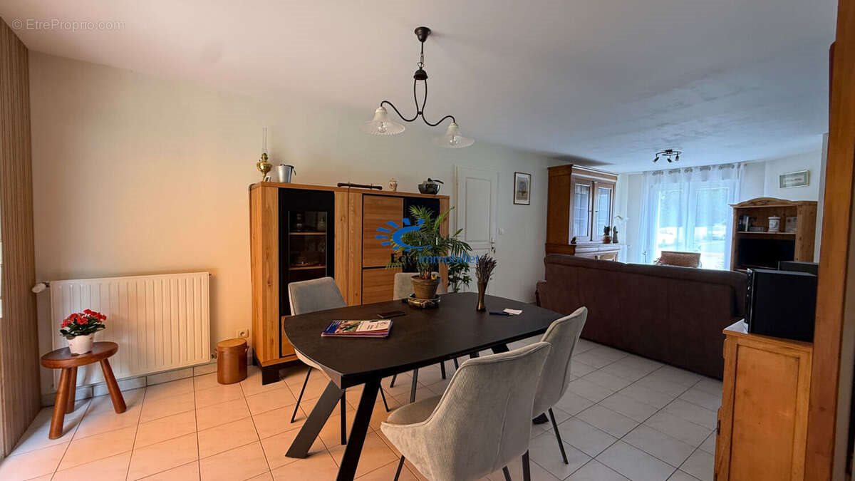 Maison à vendre, 99m², Périgny