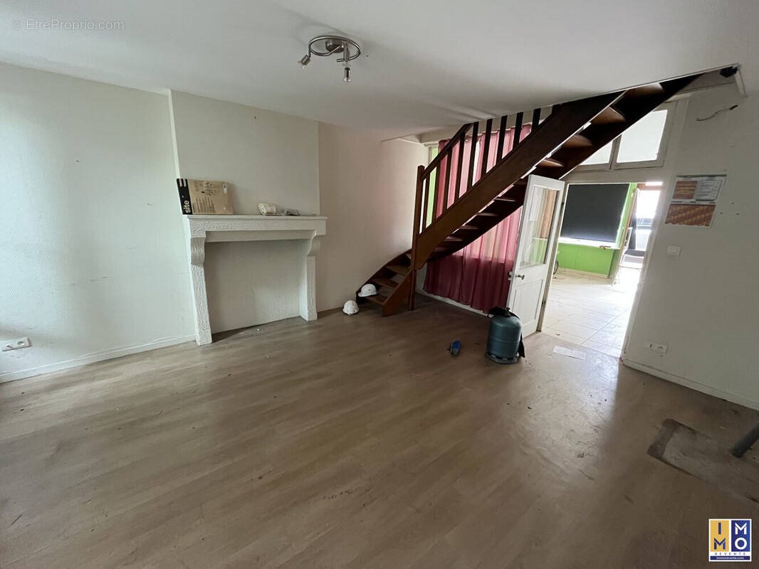 Maison à vendre, 208m², Ourouer-les-Bourdelins