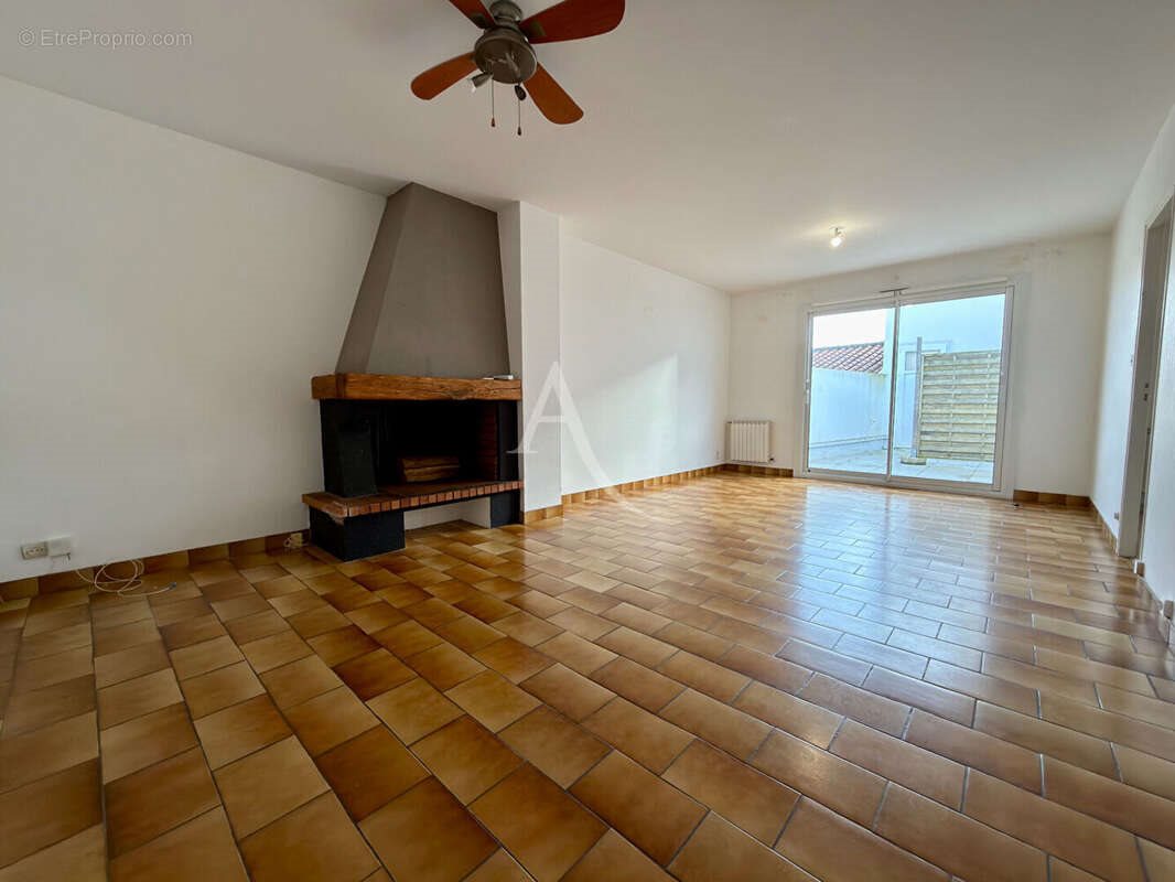 Appartement à vendre, 78m², Saint-Gilles-Croix-de-Vie