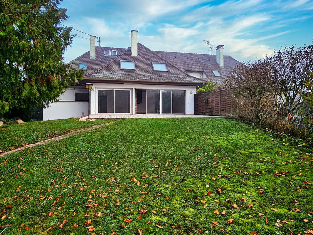 Maison à vendre, 196m², Herrlisheim
