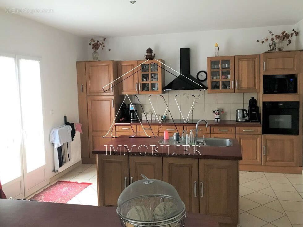 Maison à vendre, 150m², Noailles