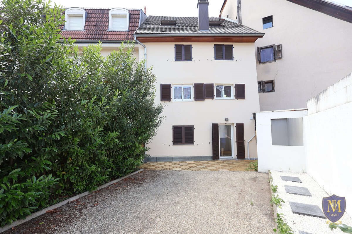 Appartement à vendre, 235m², Huningue