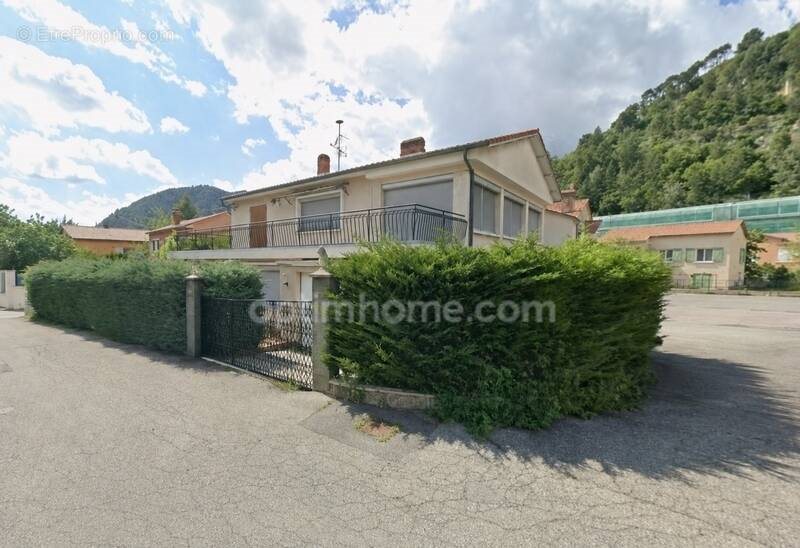 Appartement à vendre, 104m², Digne-les-Bains