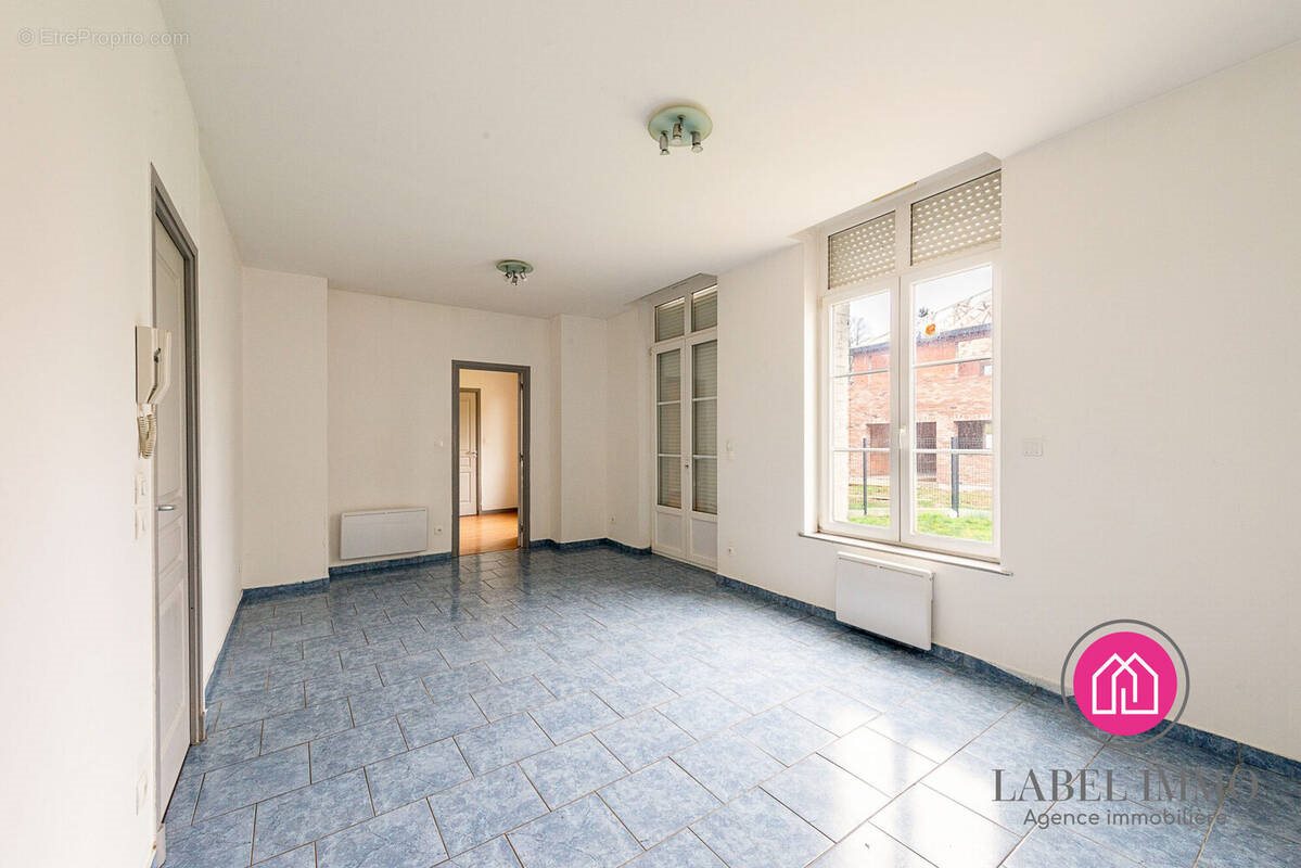 Appartement à vendre, 72m², Saultain