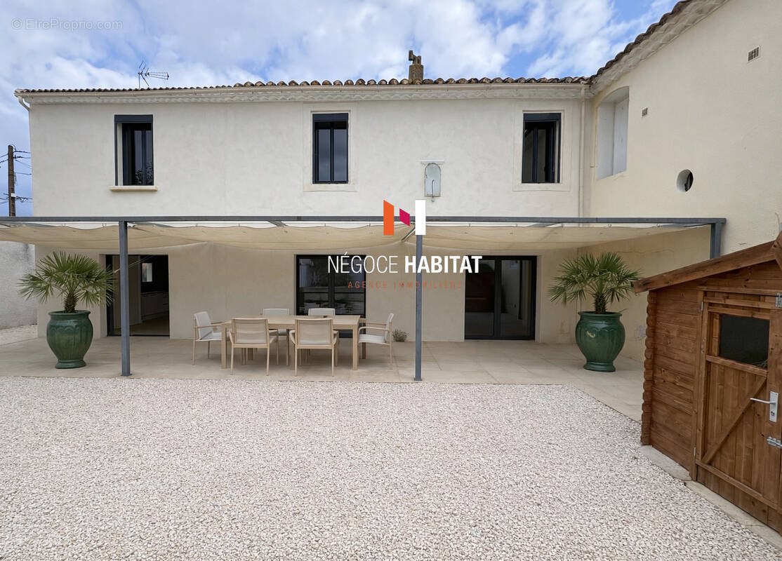 Maison à vendre, 132m², Redessan
