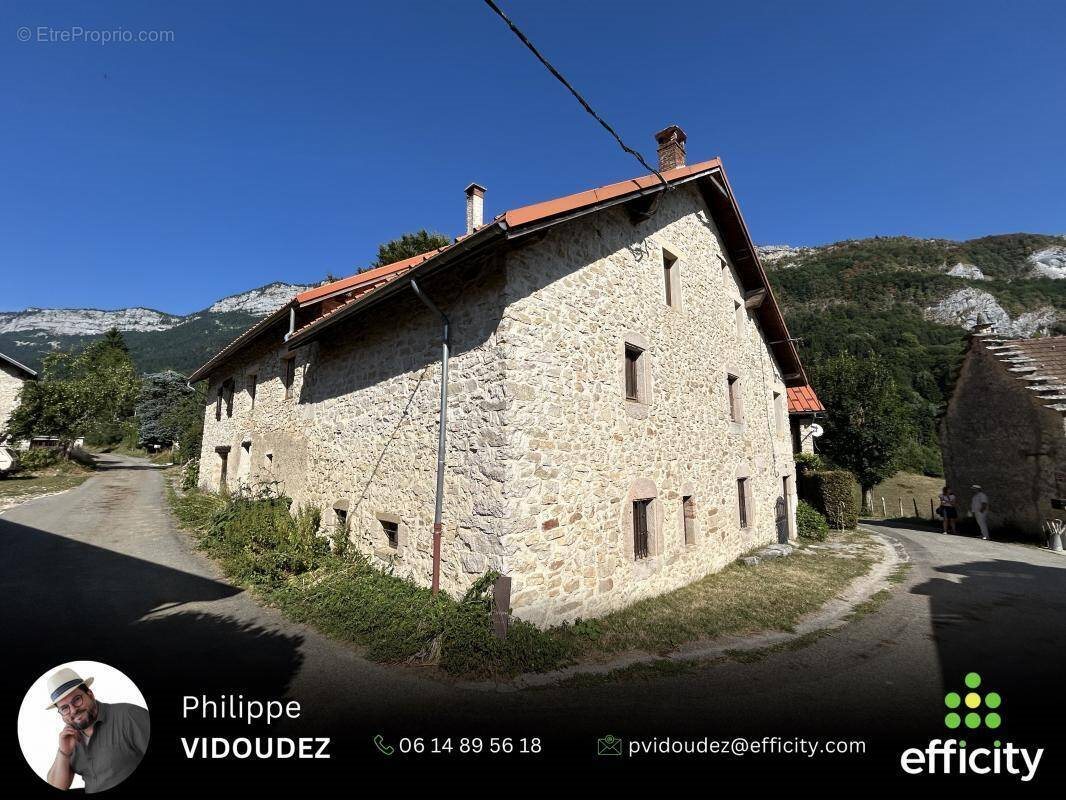 Maison à vendre, 293m², Rencurel (Les Coulmes)