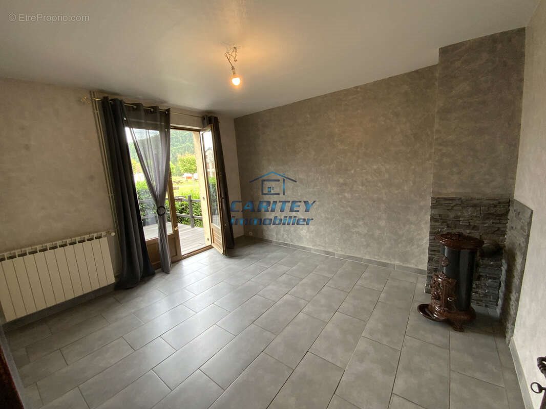 Maison à vendre, 75m², Servance