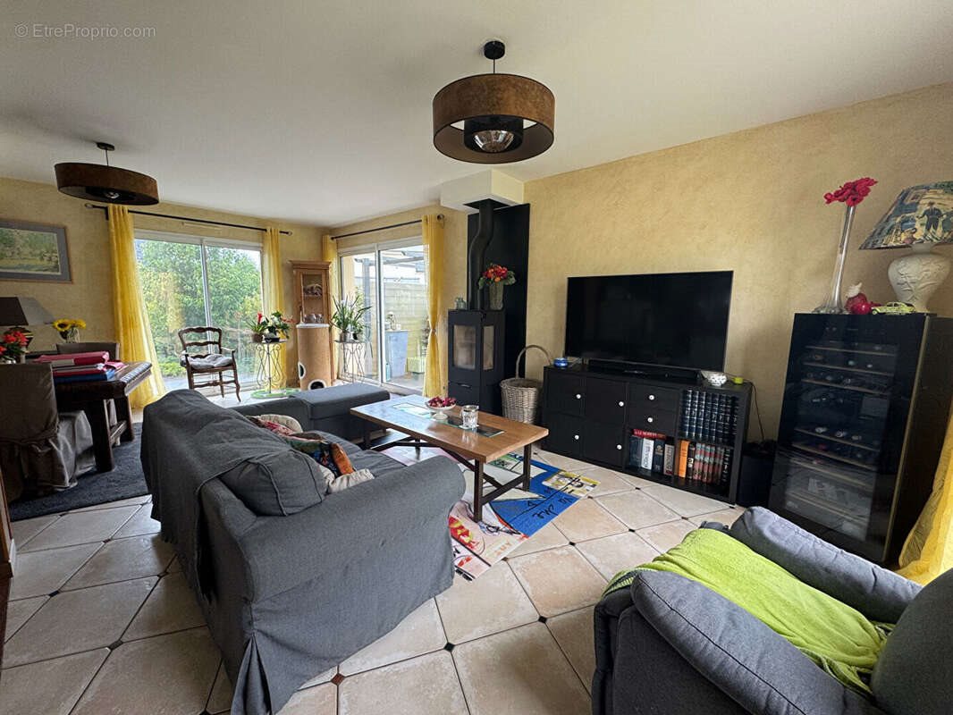 Maison à vendre, 137m², Monceaux-en-Bessin
