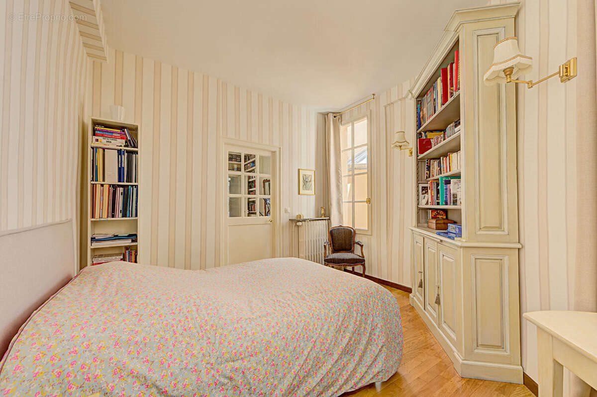 Appartement à vendre, 65m², Versailles