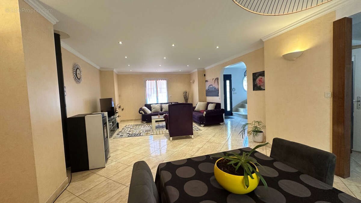 Maison à vendre, 171m², Jaux