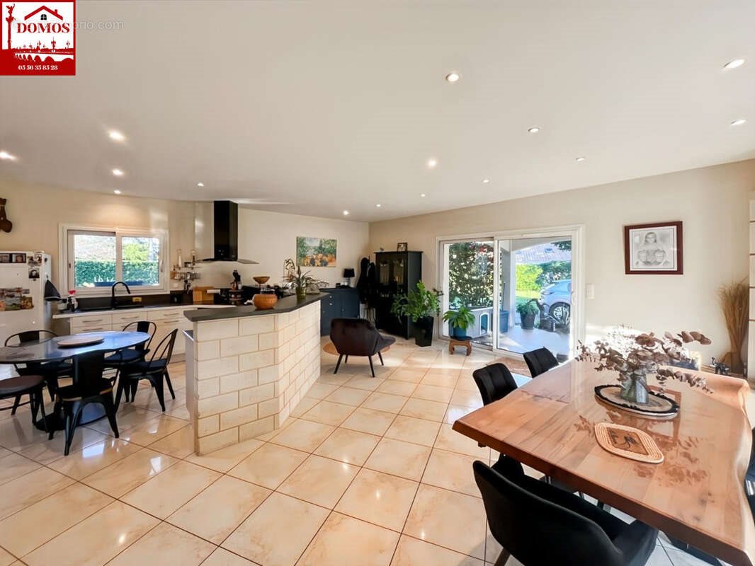 Maison à vendre, 180m², Parempuyre