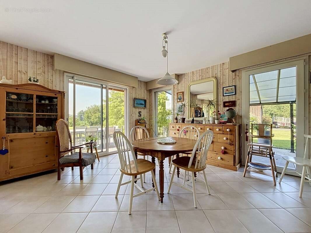 Maison à vendre, 173m², Neufmesnil