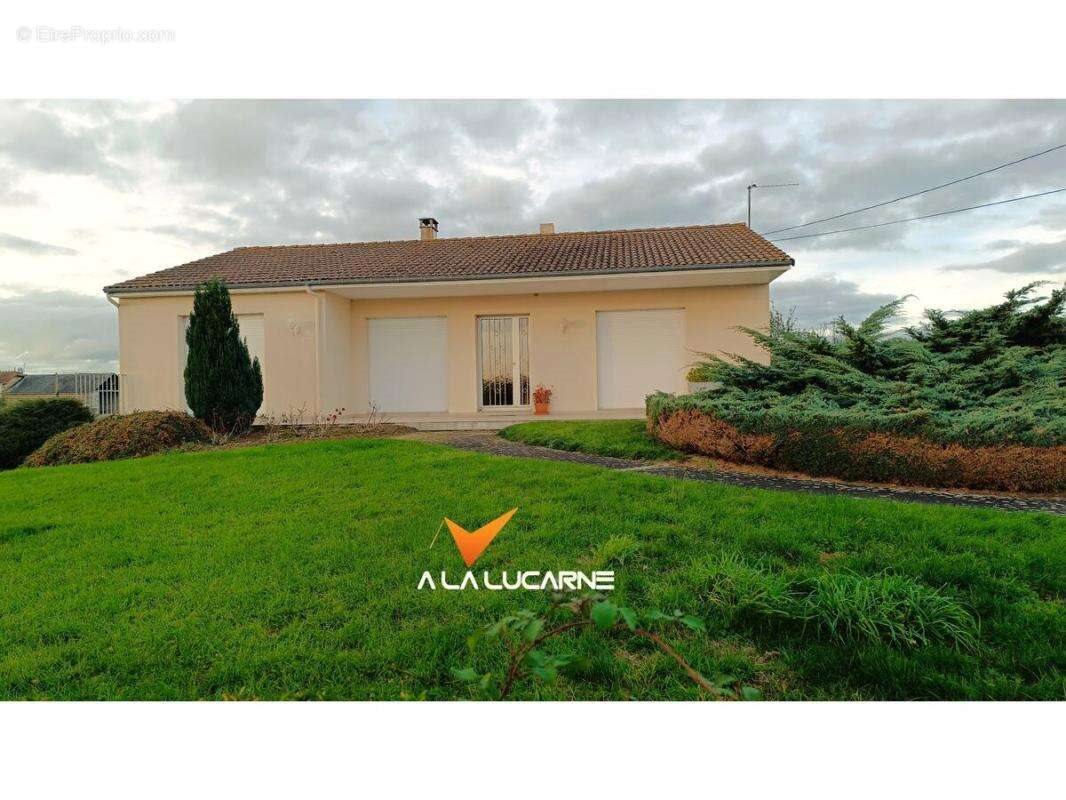 Maison à vendre, 121m², Courlay