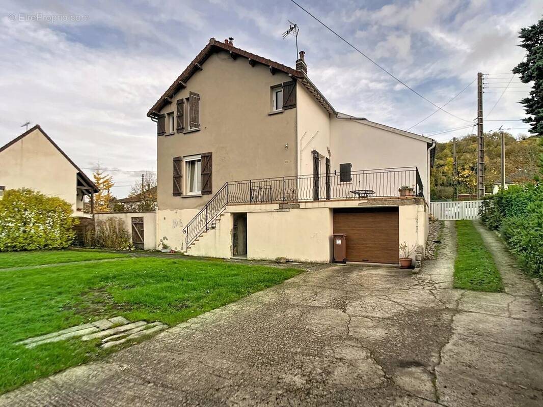 Maison à vendre, 165m², Laon