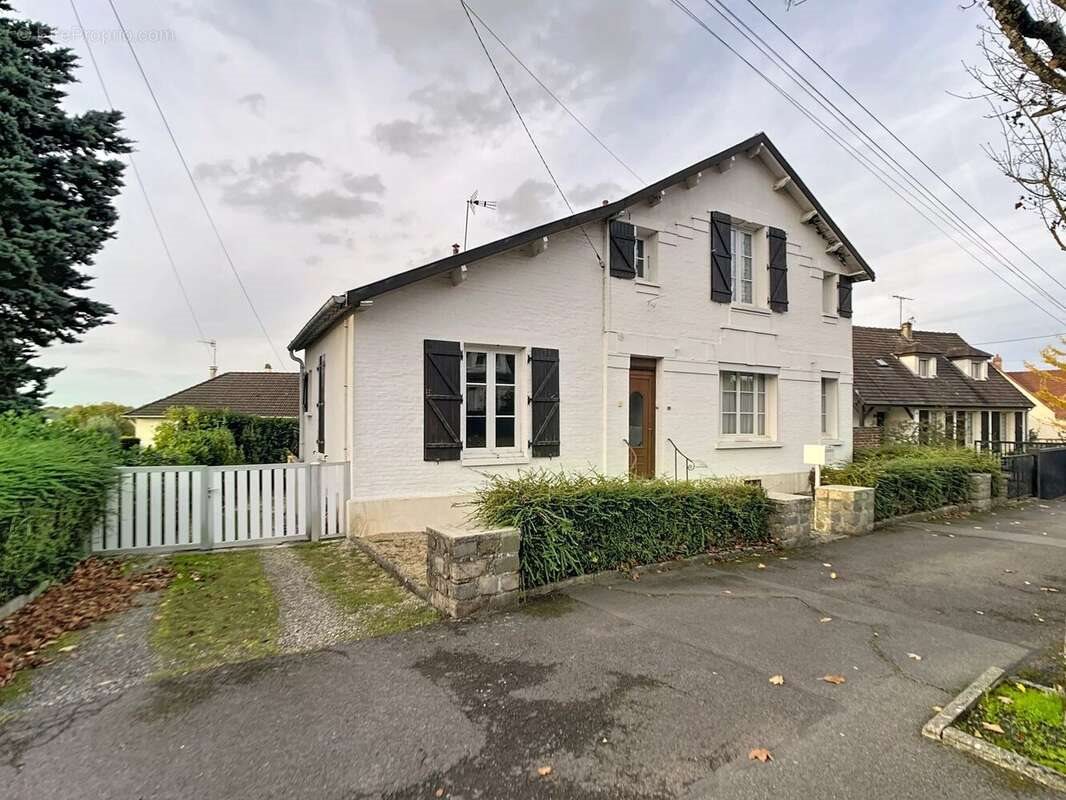 Maison à vendre, 165m², Laon