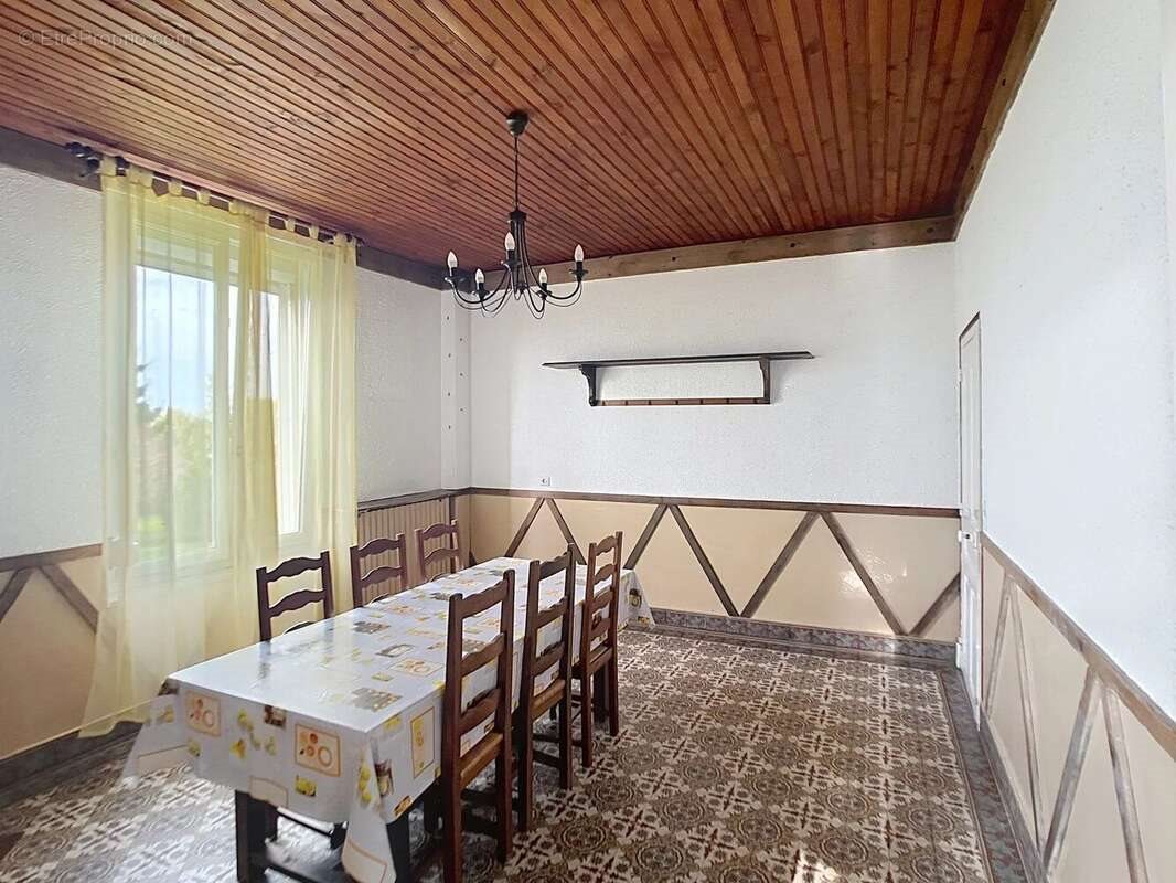 Maison à vendre, 165m², Laon