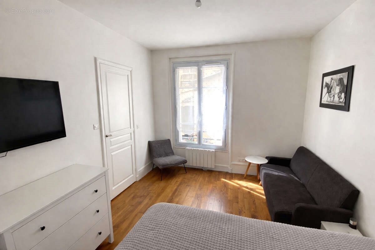 Appartement à vendre, 31m², Clichy