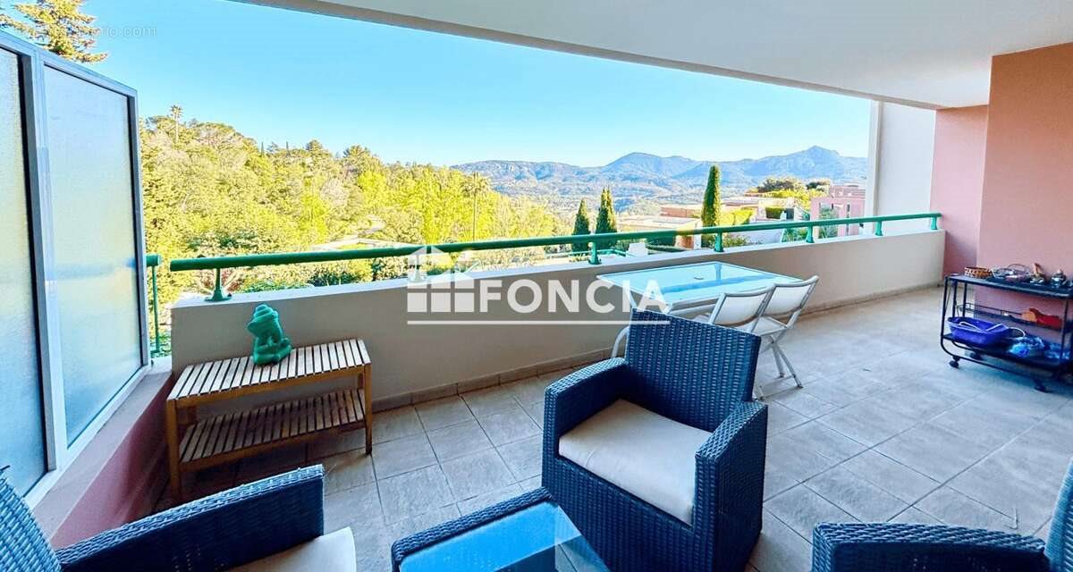 Appartement à vendre, 58m², Mandelieu-la-Napoule