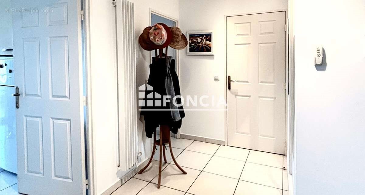 Appartement à vendre, 58m², Mandelieu-la-Napoule