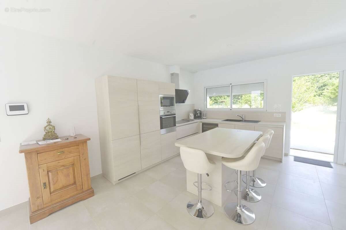 Maison à vendre, 144m², Saint-Sulpice-de-Royan