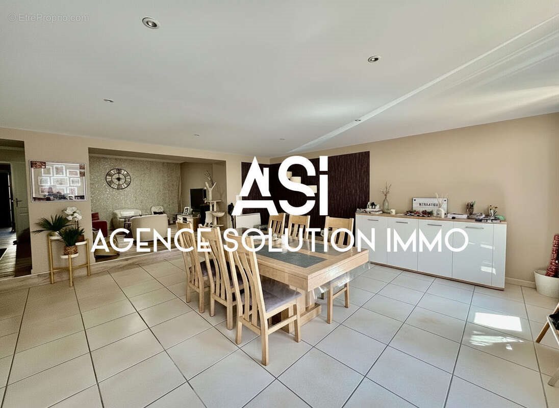 Maison à vendre, 125m², Commer