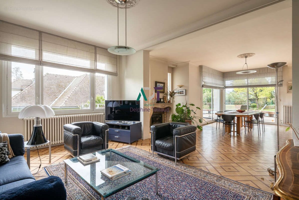 Maison à vendre, 253m², Corenc