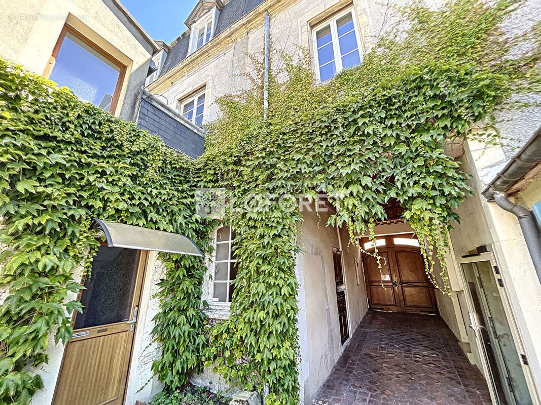Maison à vendre, 297m², Caen