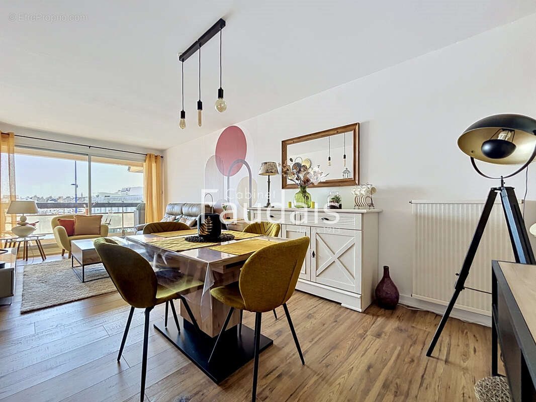 Appartement à vendre, 49m², Grandcamp-Maisy