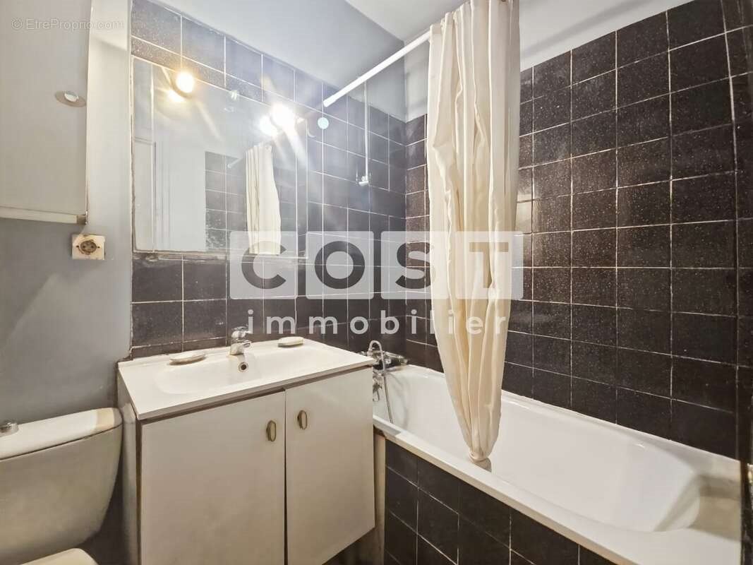 Appartement à vendre, 24m², Colombes