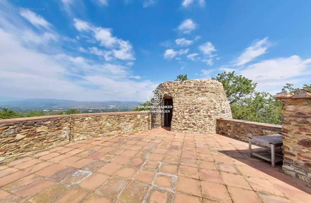 Maison à vendre, 250m², Thuir