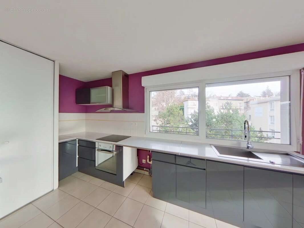 Appartement à vendre, 69m², Saint-Priest-en-Jarez