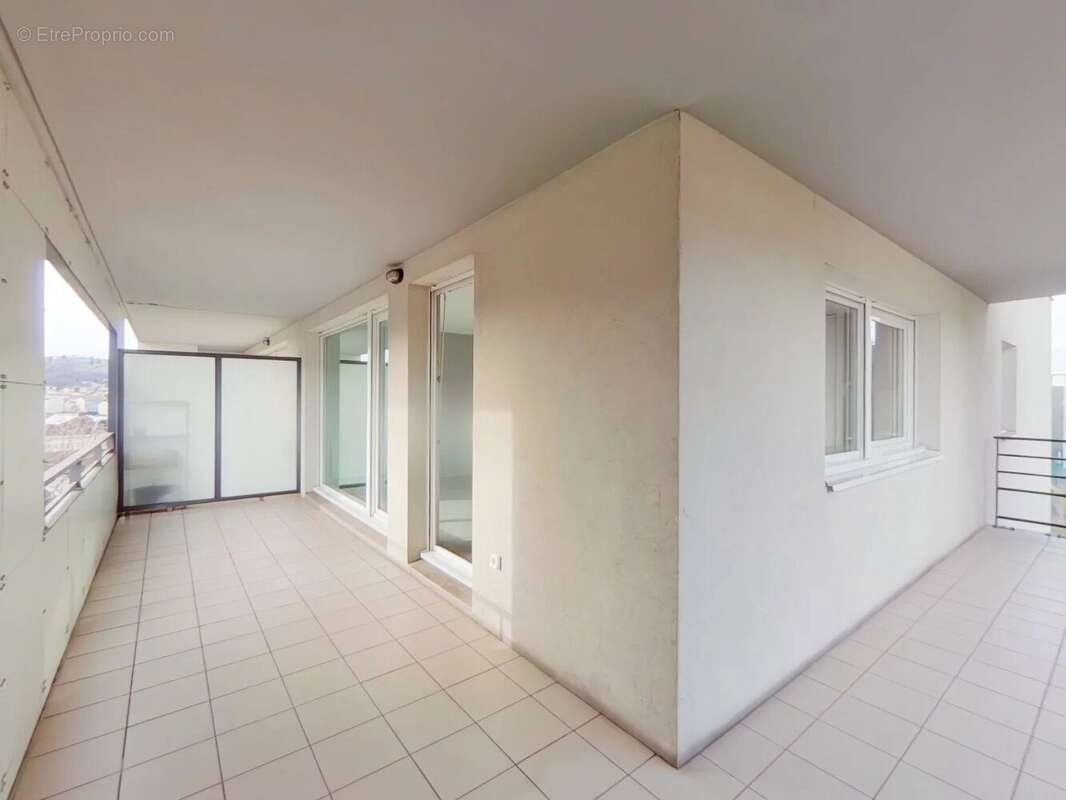 Appartement à vendre, 69m², Saint-Priest-en-Jarez