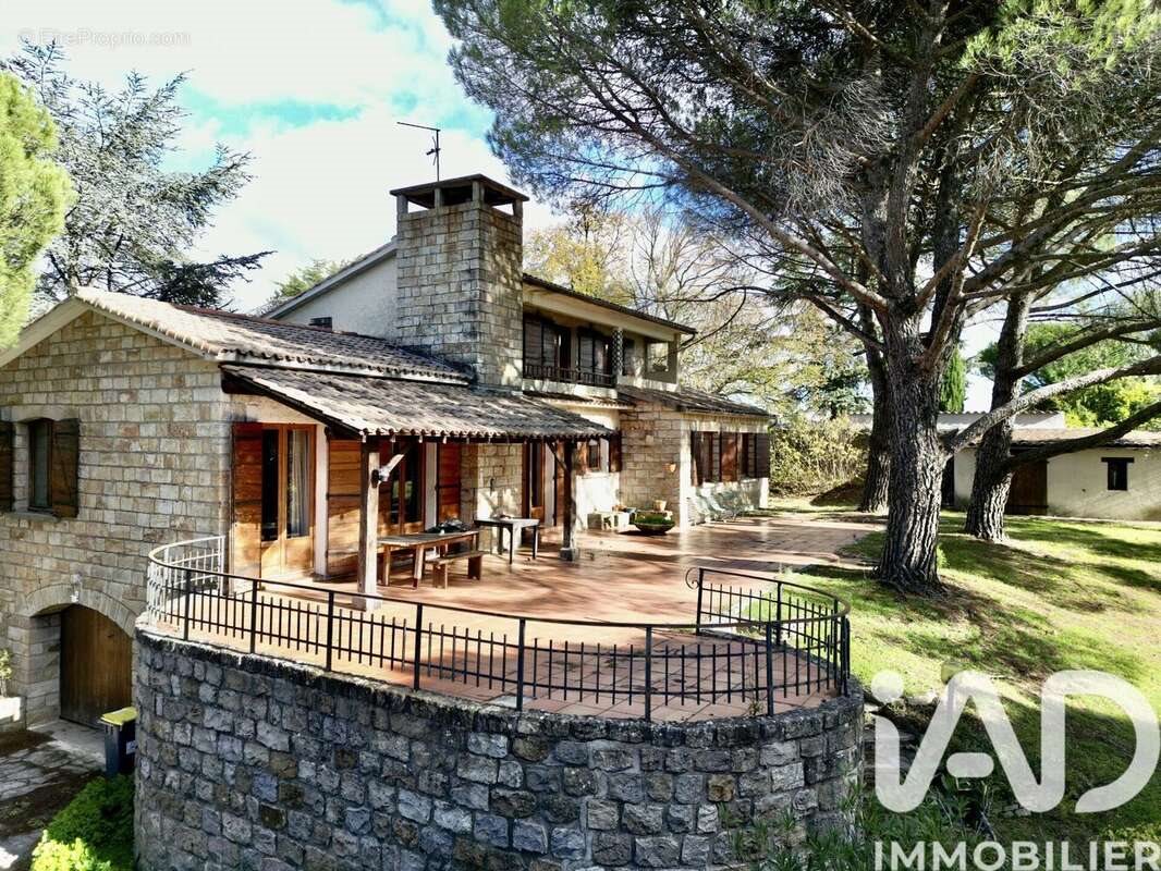 Maison à vendre, 155m², Aubenas