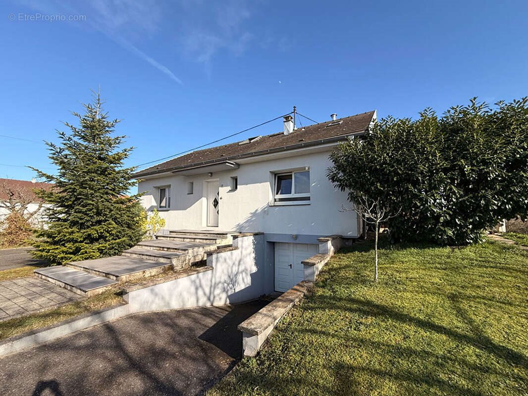 Maison à vendre, 101m², Cernay